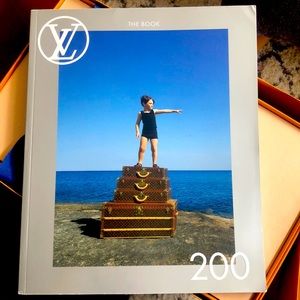 Louis Vuitton The Book 200 Catalog Magazine Coffee Table Book-New